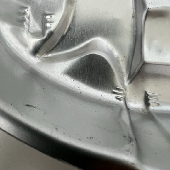 WILTON 1980 Easter Cake Pan Eggs In A Basket Cake Mold - Picture 8 of 9